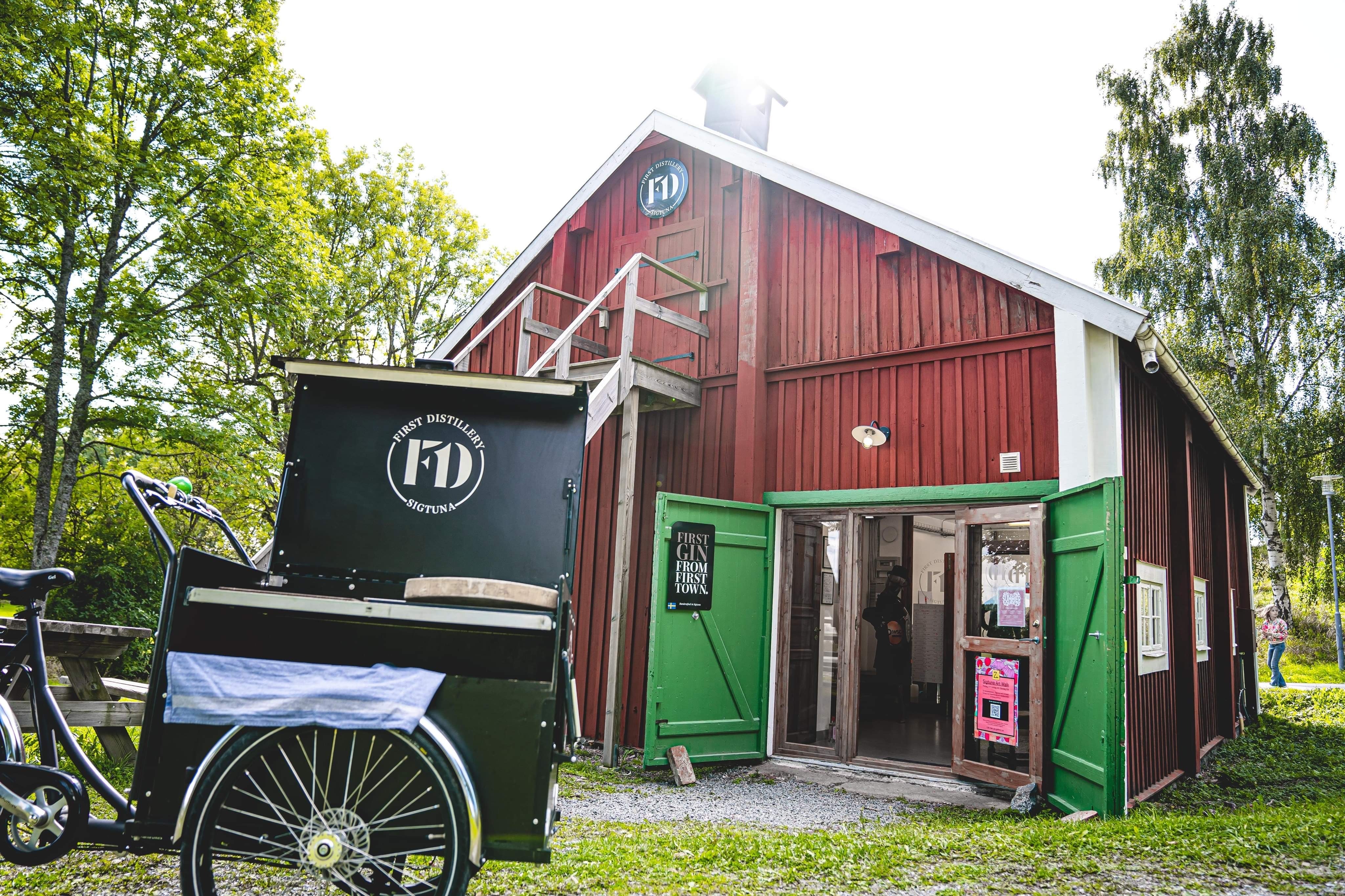 Gårdsförsäljning hos First Distillery vid Wenngarns Slott! (2)